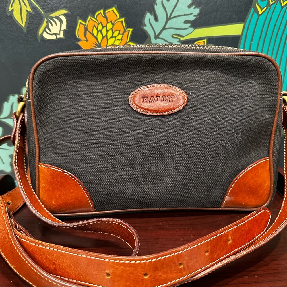 Bally Vintage Canvas & Leather Crossbody Bag Late 1970s–Early 1980s - Picture 6 of 16